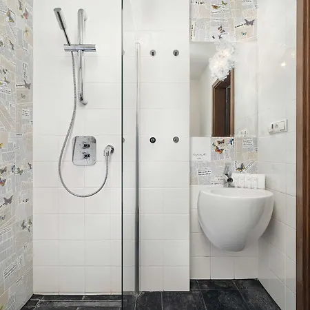 Two-level With Air Conditioning And Workspace Close To The Center By Renters Апартаменты *