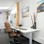 شقة Two-level With Air Conditioning And Workspace Close To The Center By Renters *